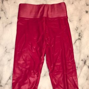 Carbon38 Takara Leggings in Bright Pink